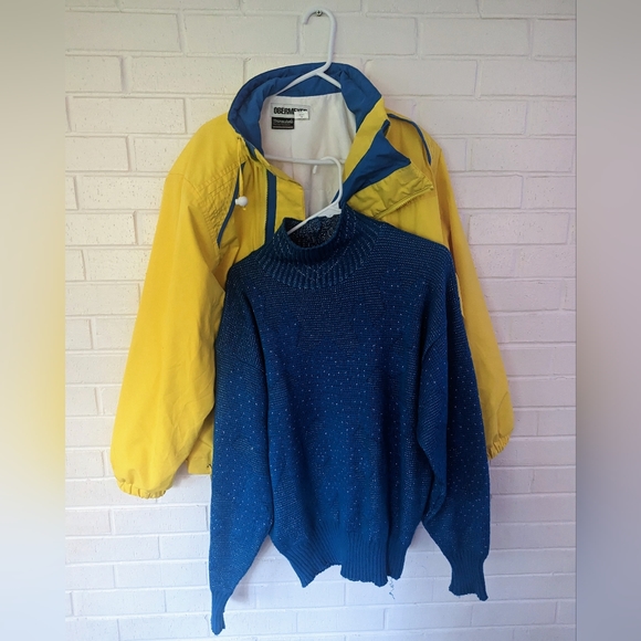 Obermeyer Ski Coat and Sweater - Picture 9 of 9